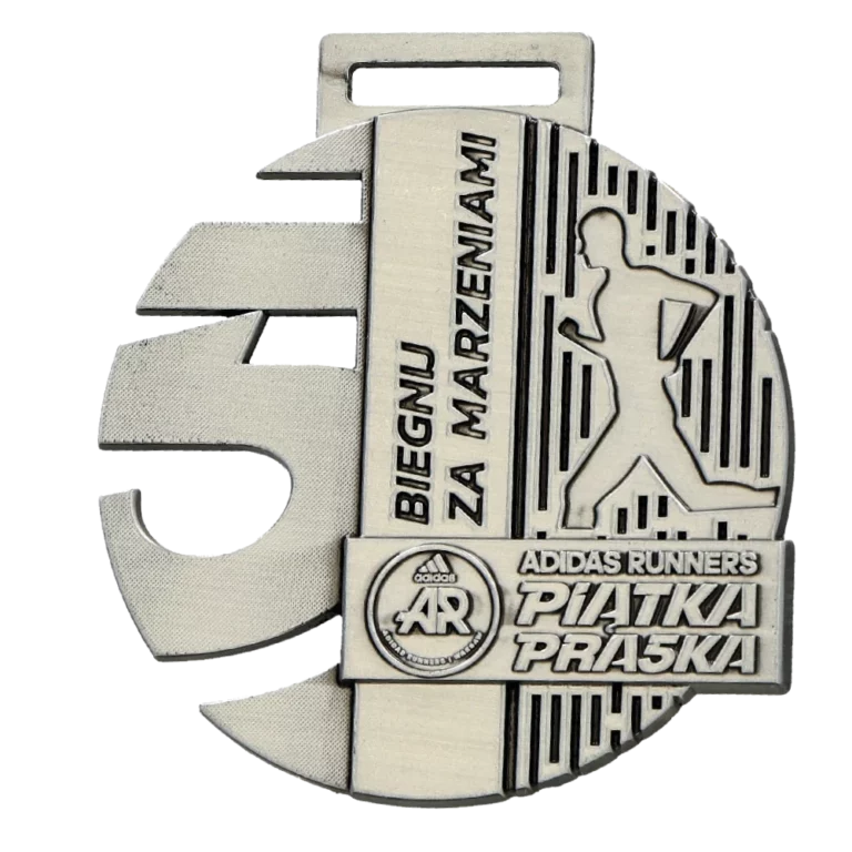 Lesklé striebro s patinou